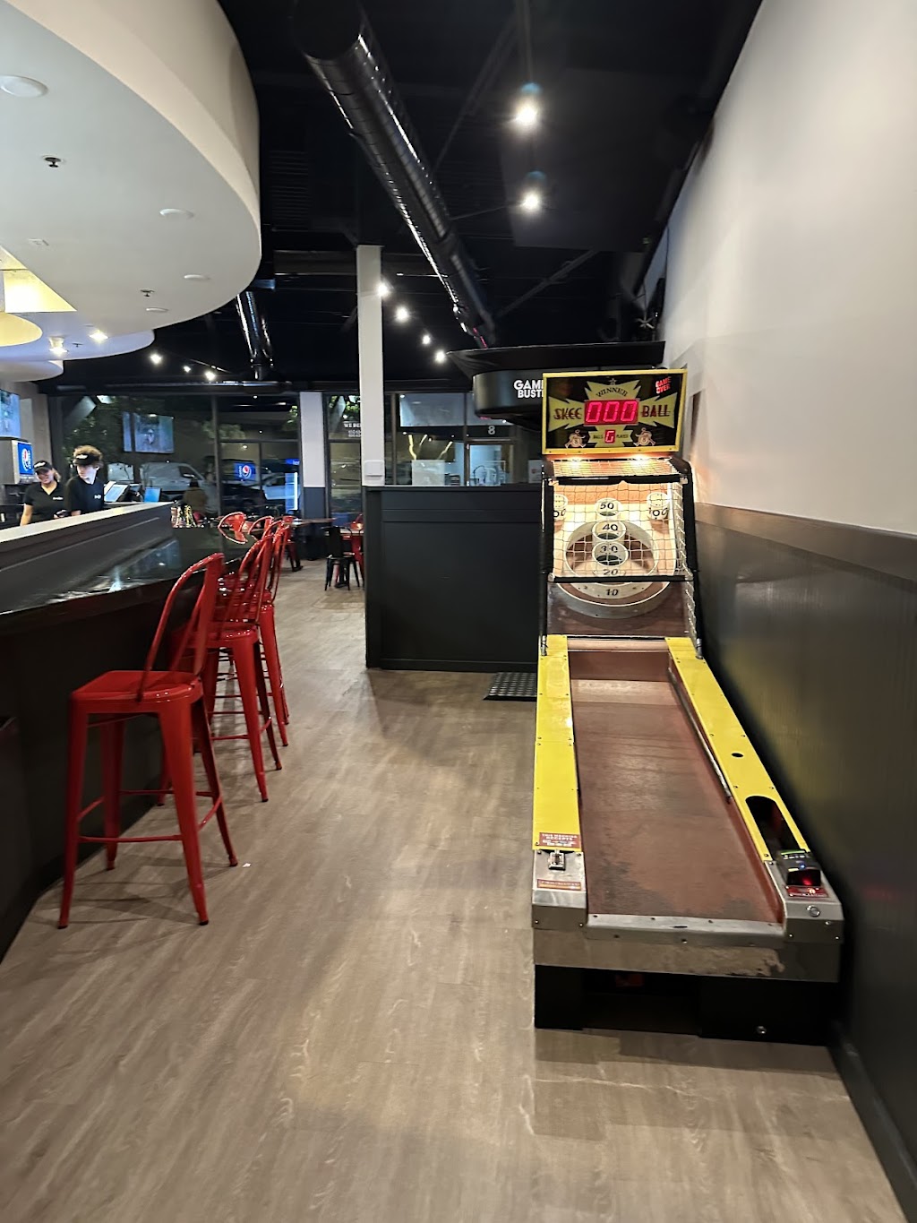 Round Table Pizza | restaurant | 851 Cherry Ave Suite 8, San Bruno, CA 94066, USA | 6506340112 OR +1 650-634-0112