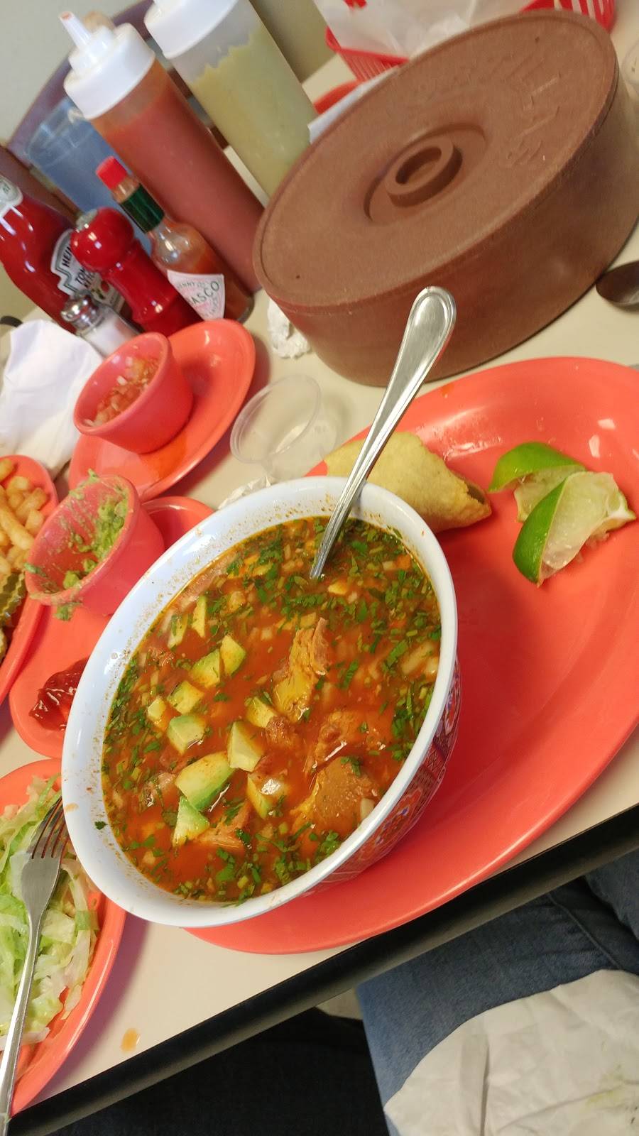 La Cabaña | restaurant | 701 N Grandview Blvd, Waukesha, WI 53188, USA | 2628754592 OR +1 262-875-4592