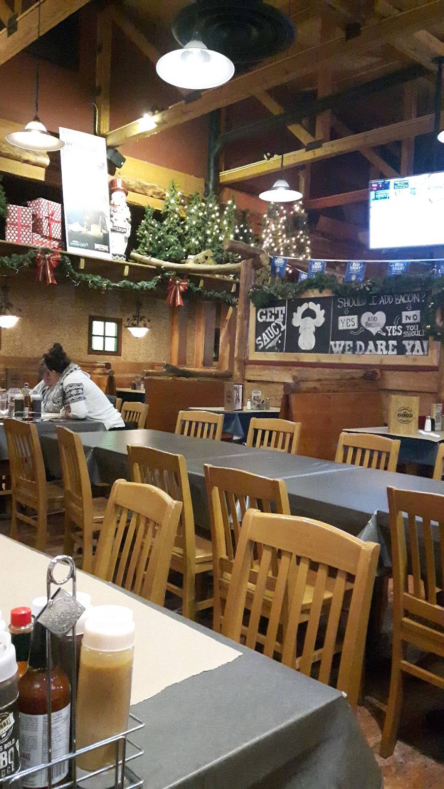 Montanas | restaurant | 1508 Upper James St, Hamilton, ON L9B 1K3, Canada | 9053183992 OR +1 905-318-3992