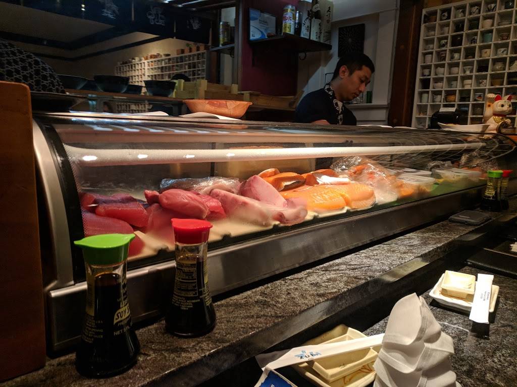 Zum Sushi | restaurant | 159 Central Ave, Pacific Grove, CA 93950, USA | 8313728700 OR +1 831-372-8700