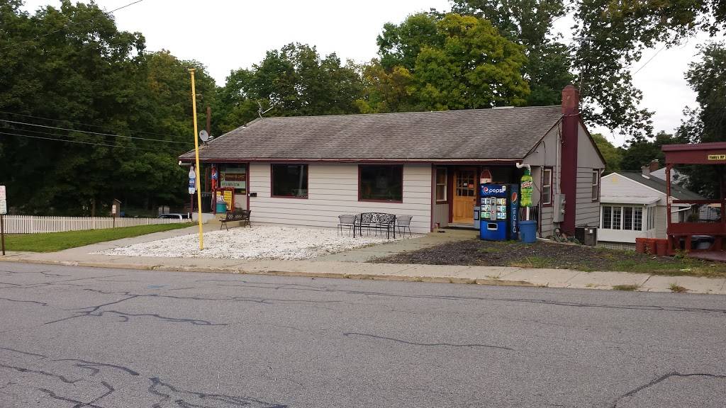 Frankys Cafe | restaurant | 51 Ryerson Ave, Newton, NJ 07860, USA | 9733831234 OR +1 973-383-1234