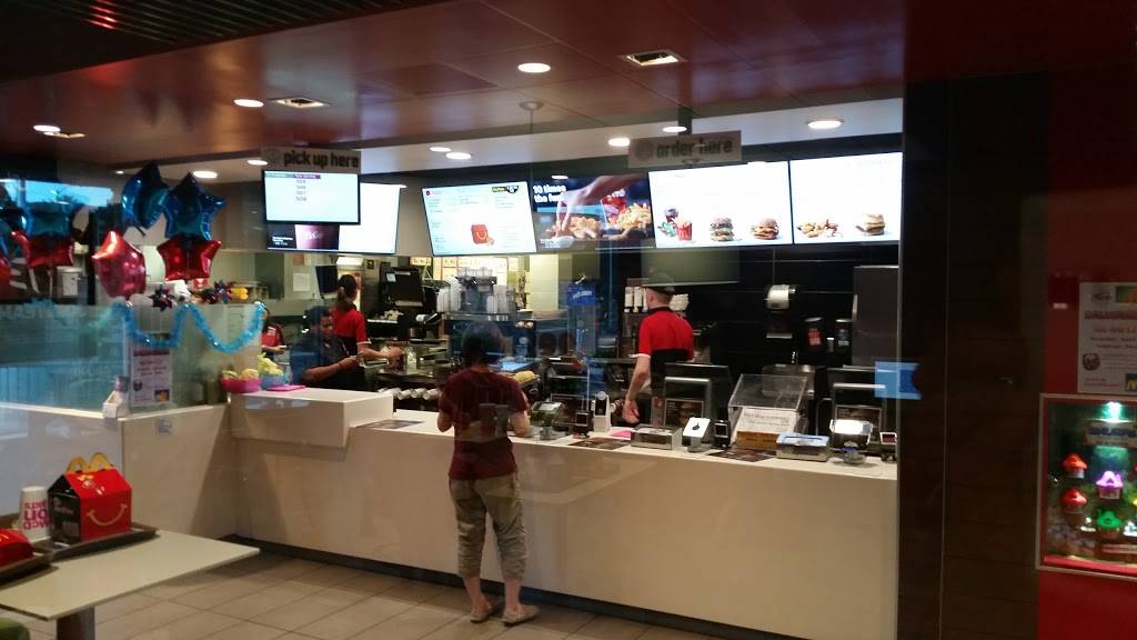 McDonalds | cafe | 65 S Valle Verde Dr, Henderson, NV 89012, USA | 7022631002 OR +1 702-263-1002