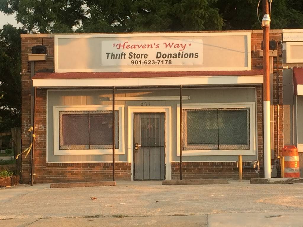 The Chicken Shack | restaurant | 275 E E.H.Crump Blvd, Memphis, TN 38126, USA | 9016237178 OR +1 901-623-7178