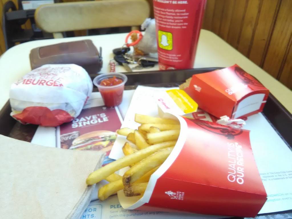 Wendys | restaurant | 216 E Hampton Ave, Sumter, SC 29150, USA | 8039349225 OR +1 803-934-9225