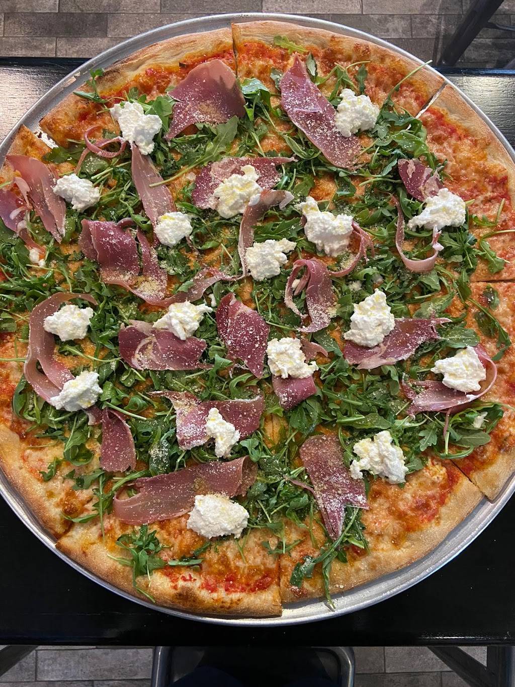 Broadway Slice | restaurant | 3932 Broadway, New York, NY 10032, USA | 6468132214 OR +1 646-813-2214