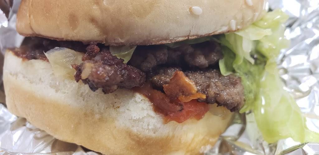 Five Guys | meal takeaway | 265 N Broadway, Hicksville, NY 11801, USA | 5168228022 OR +1 516-822-8022