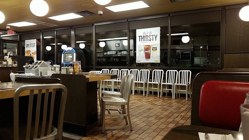 Waffle House | meal takeaway | 1090 W Main St, Hendersonville, TN 37075, USA | 6152648479 OR +1 615-264-8479