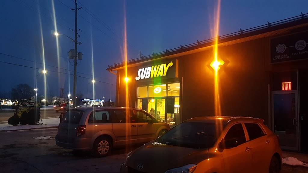 Subway | meal takeaway | 3190 Hawthorne Rd, Ottawa, ON K1G 5H5, Canada | 6132499698 OR +1 613-249-9698