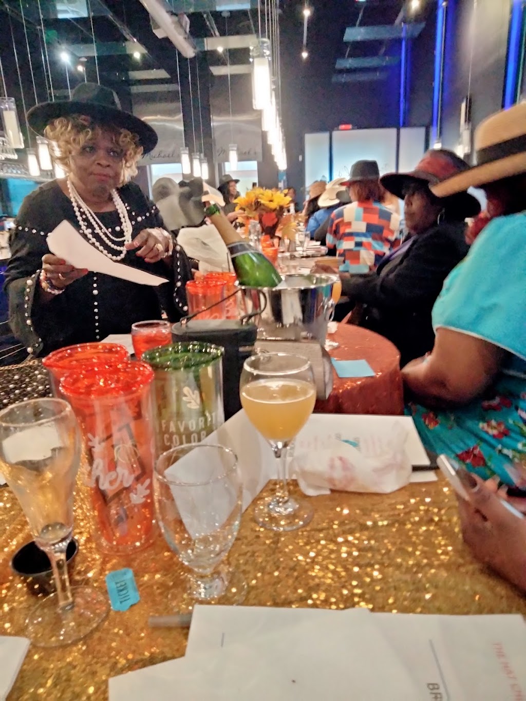 Michaels of Las Colinas | restaurant | 925 W John Carpenter Fwy ste 100, Irving, TX 75039, USA | 9728638163 OR +1 972-863-8163