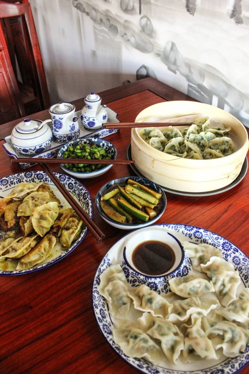 hinata dumplings | restaurant | Canada, Quebec, Kirkland, CA Québec Kirkland Boulevard Saint-Charles 2814 邮政编码:邮政编码: H9H 3B6 | 5146309773 OR +1 514-630-9773