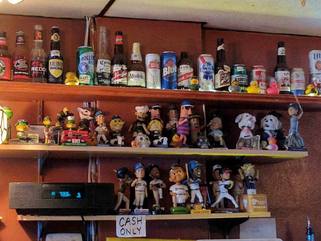 Caribou Tavern | restaurant | 703 E Johnson St, Madison, WI 53703, USA | 6082575993 OR +1 608-257-5993