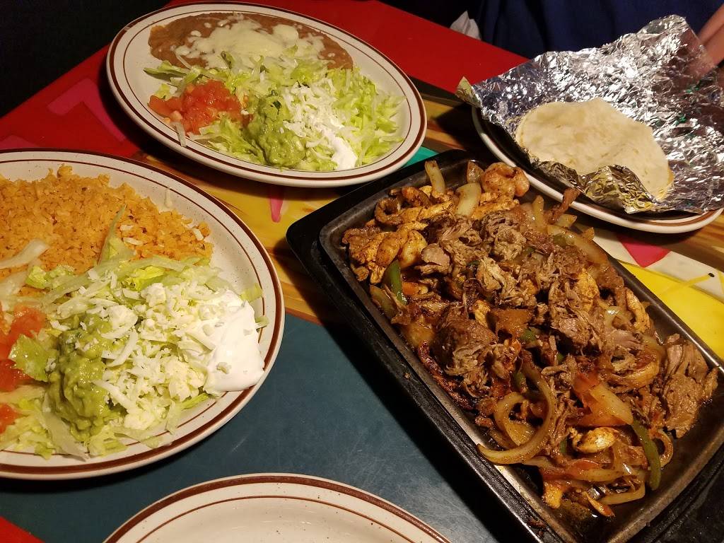 Grand Azteca - West Bloomfield | restaurant | 6041 Haggerty Rd, West Bloomfield Township, MI 48322, USA | 2486697555 OR +1 248-669-7555