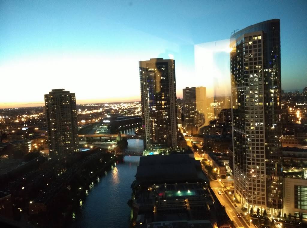 Merchants Cafe | restaurant | 350 West Mart Center Drive, Chicago, IL 60654, USA | 3125291157 OR +1 312-529-1157