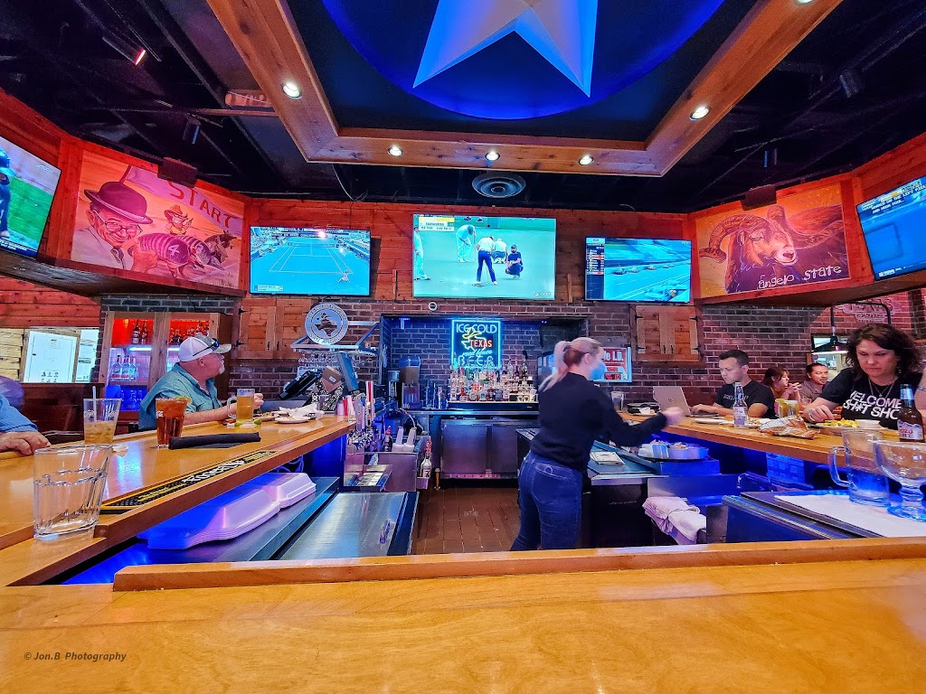 Texas Roadhouse | restaurant | 3057 Loop 306, San Angelo, TX 76904, USA | 3252238940 OR +1 325-223-8940