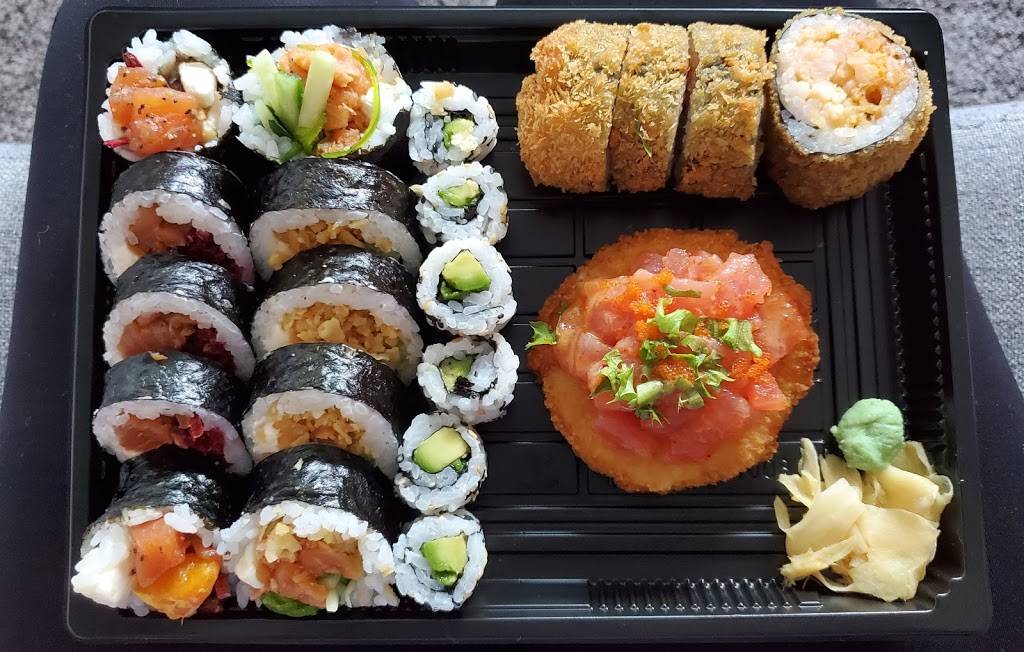 Yuzu sushi | meal takeaway | 3500 Chemin des Quatre-Bourgeois, Québec, QC G1W 2L2, Canada | 4186533339 OR +1 418-653-3339