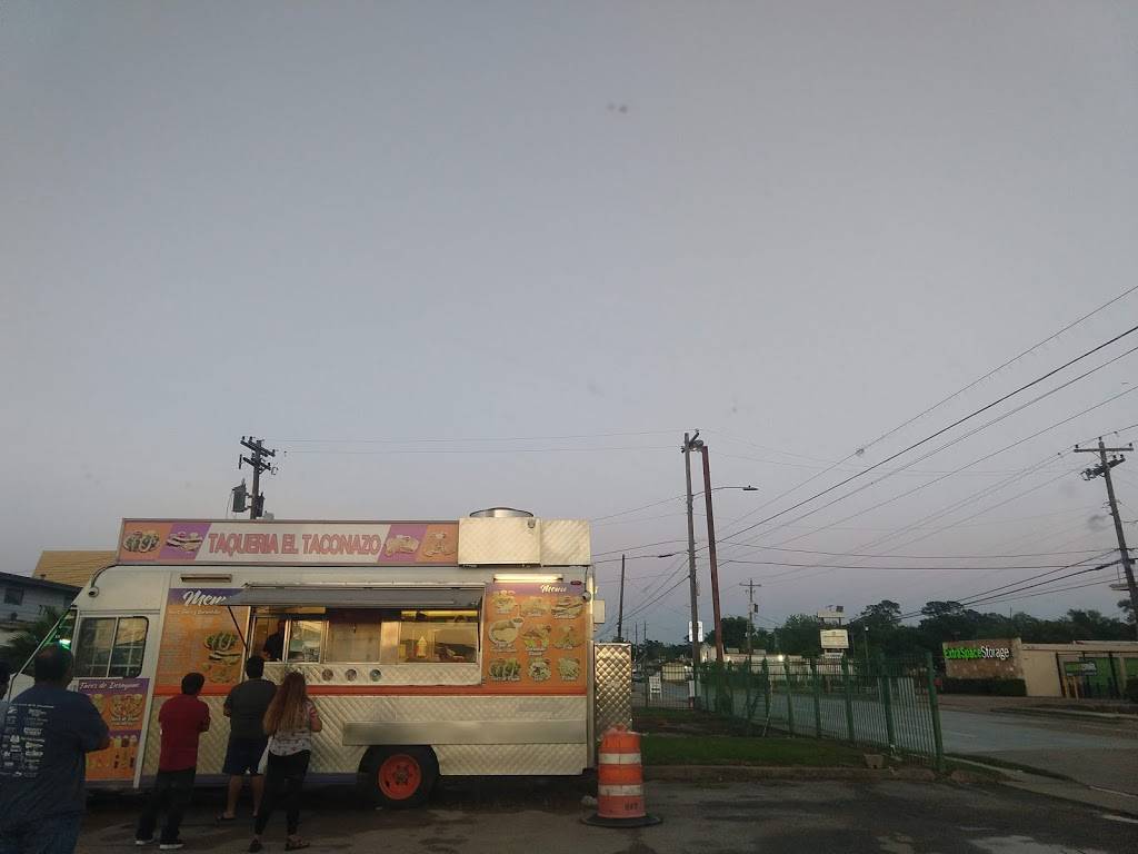 Taqueria El Taconazo | restaurant | 7750 Long Point Rd, Houston, TX 77055, USA | 3467772203 OR +1 346-777-2203