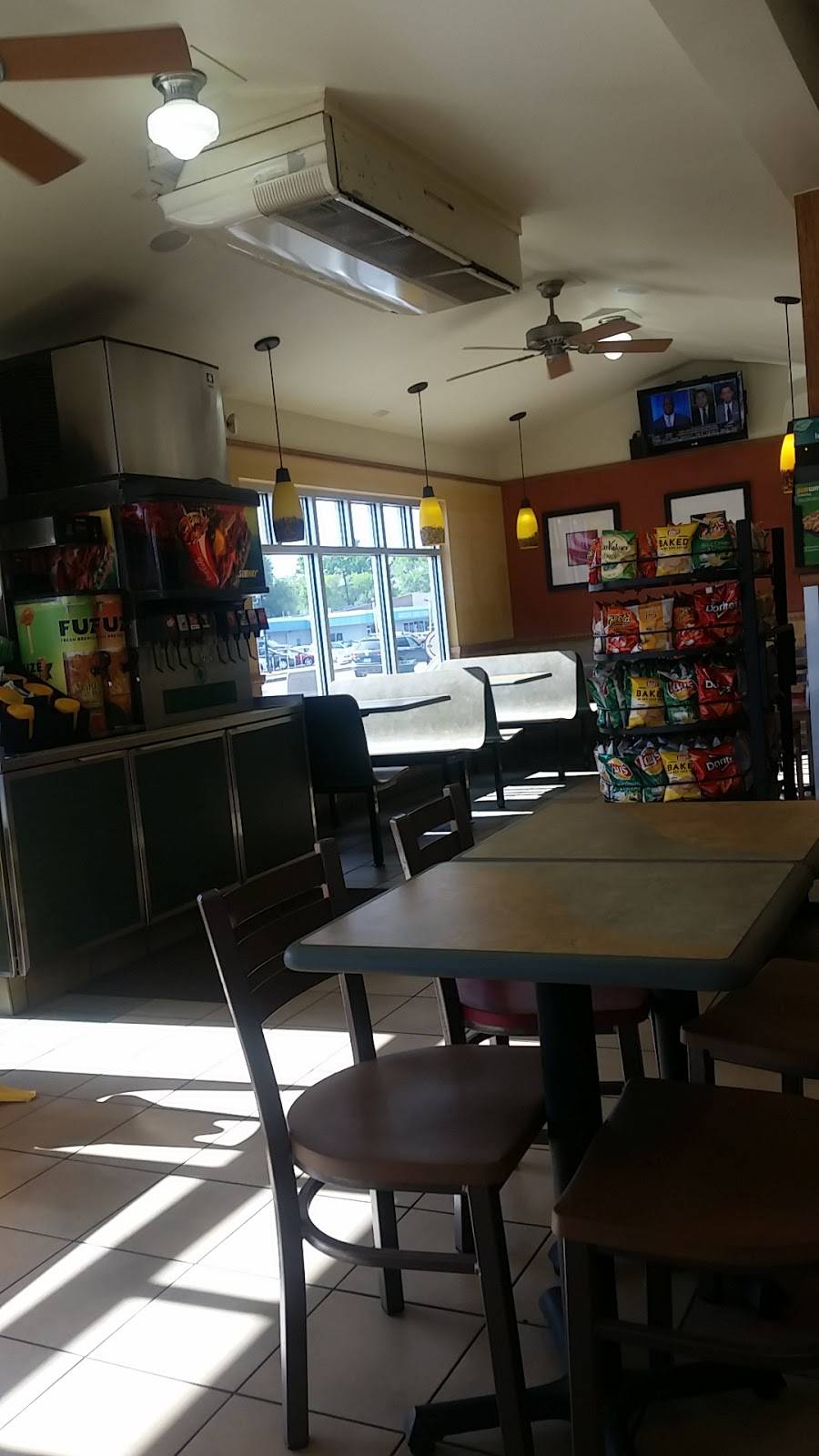 Subway | meal takeaway | 4696 S Broadway, Englewood, CO 80113, USA | 3037615050 OR +1 303-761-5050