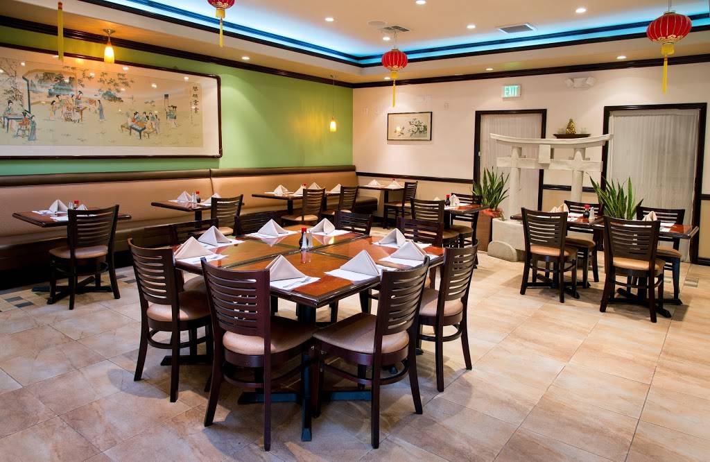 New Canton Restaurant | restaurant | 13015 Philadelphia St, Whittier, CA 90601, USA | 5626987315 OR +1 562-698-7315