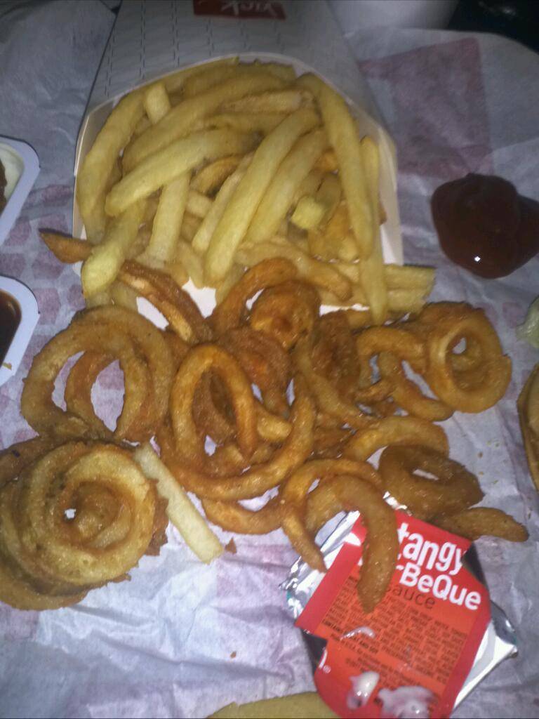 Jack in the Box | restaurant | 6060 Long Dr, Houston, TX 77087, USA | 7132427069 OR +1 713-242-7069