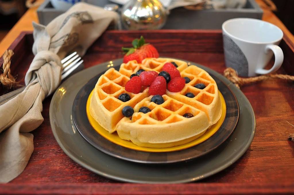 Home Maid | restaurant | 1400 Key Hwy, Baltimore, MD 21230, USA | 4437598033 OR +1 443-759-8033