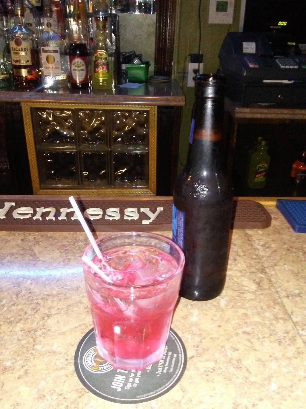 Grown Folks Bar & Grill | restaurant | 6704 Savannah Ave, Cincinnati, OH 45239, USA | 5135210576 OR +1 513-521-0576