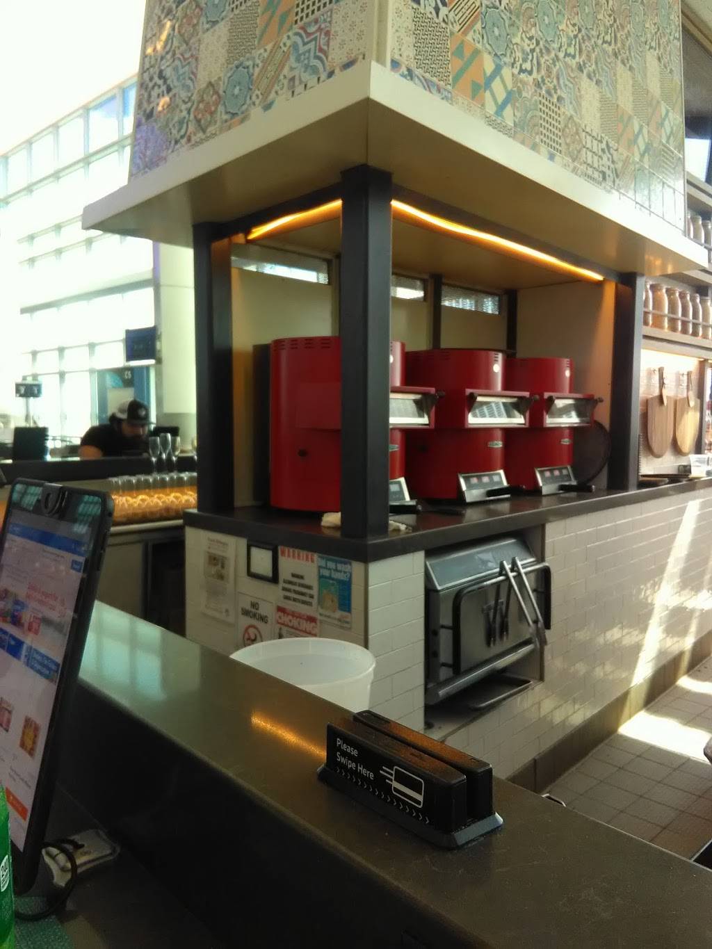 Pala | restaurant | 2800 N Terminal Rd, Houston, TX 77032, USA | 8665083558 OR +1 866-508-3558