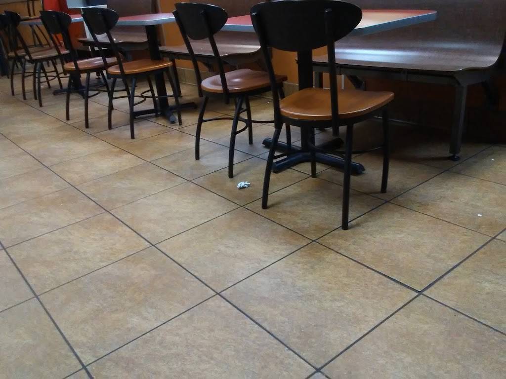 Jack in the Box | restaurant | 3523 SE Military Dr, San Antonio, TX 78223, USA | 2103596060 OR +1 210-359-6060