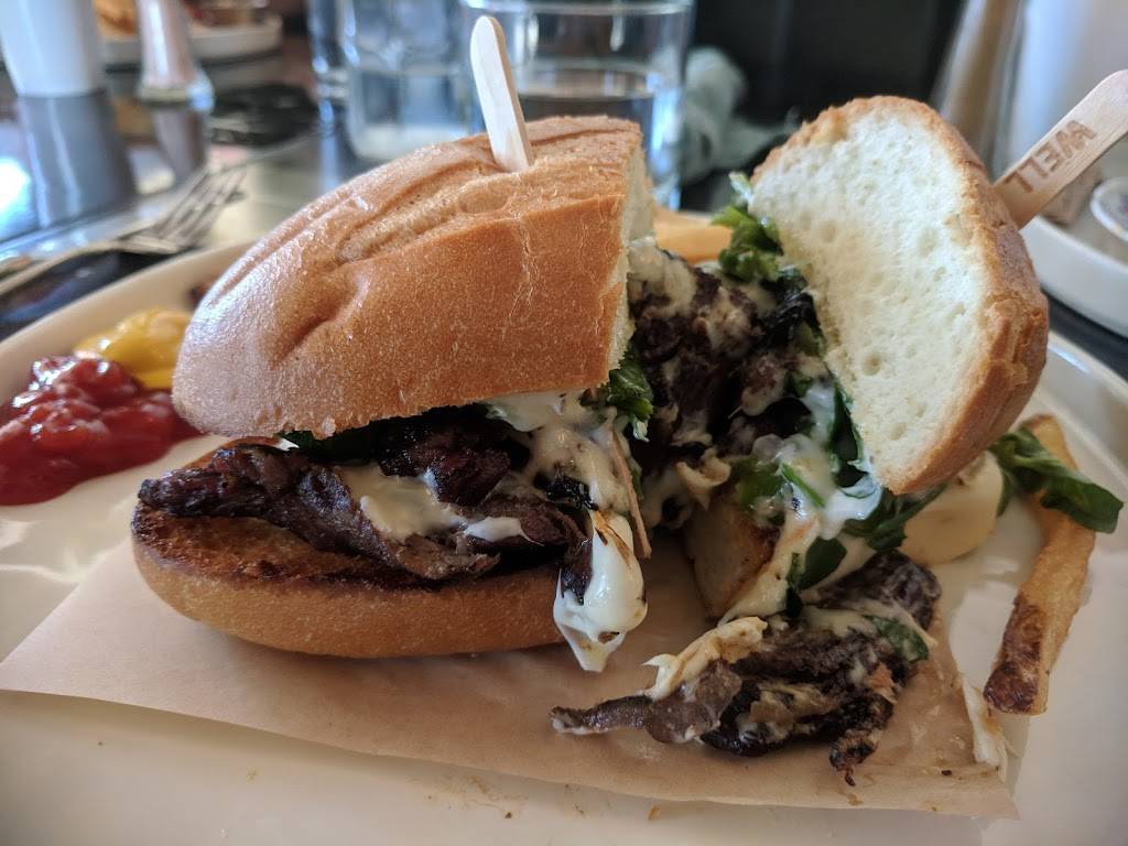 The New Deal | restaurant | 3501 W Magnolia Blvd, Burbank, CA 91505, USA | 8188617731 OR +1 818-861-7731