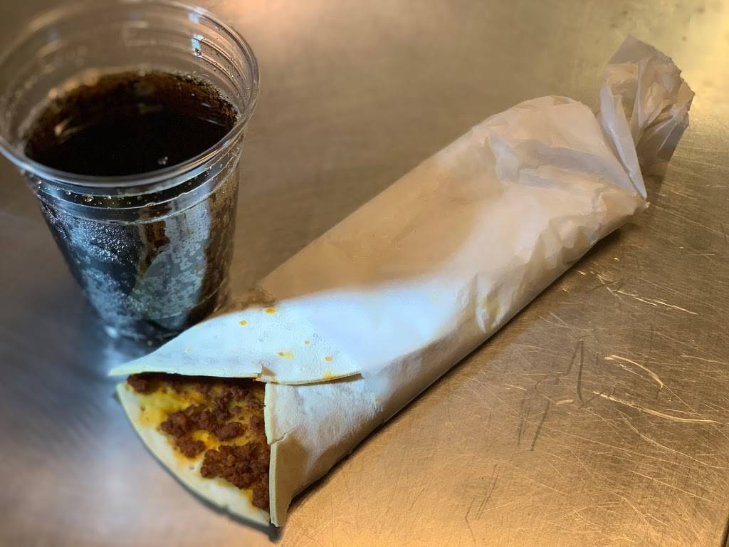 Golden Chicken | restaurant | 3428 W Villard Ave, Milwaukee, WI 53209, USA | 4144628630 OR +1 414-462-8630