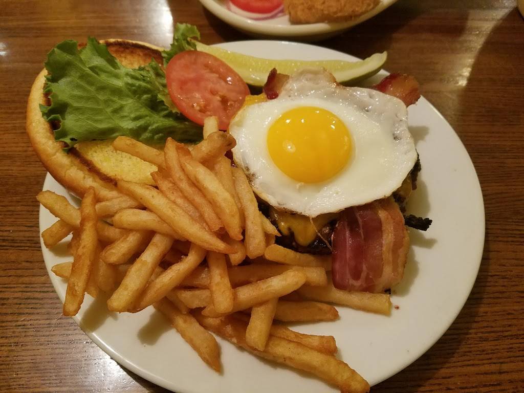 The Cannon Brew Pub | restaurant | 1041 Broadway, Columbus, GA 31901, USA | 7066532337 OR +1 706-653-2337