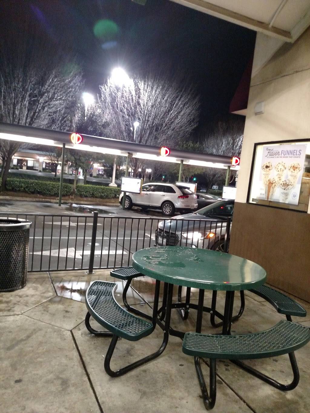 Sonic Drive-In | restaurant | 1751 Bellevue Rd, Atwater, CA 95301, USA | 2093579300 OR +1 209-357-9300