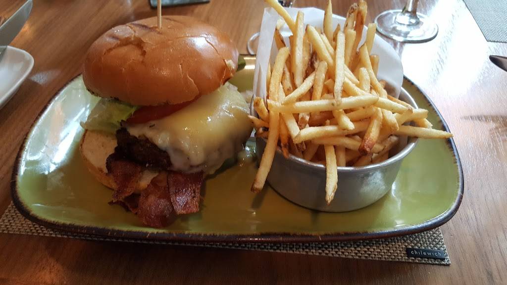 Tamo Bistro & Bar | restaurant | 1 Seaport Ln, Boston, MA 02210, USA | 6173854304 OR +1 617-385-4304