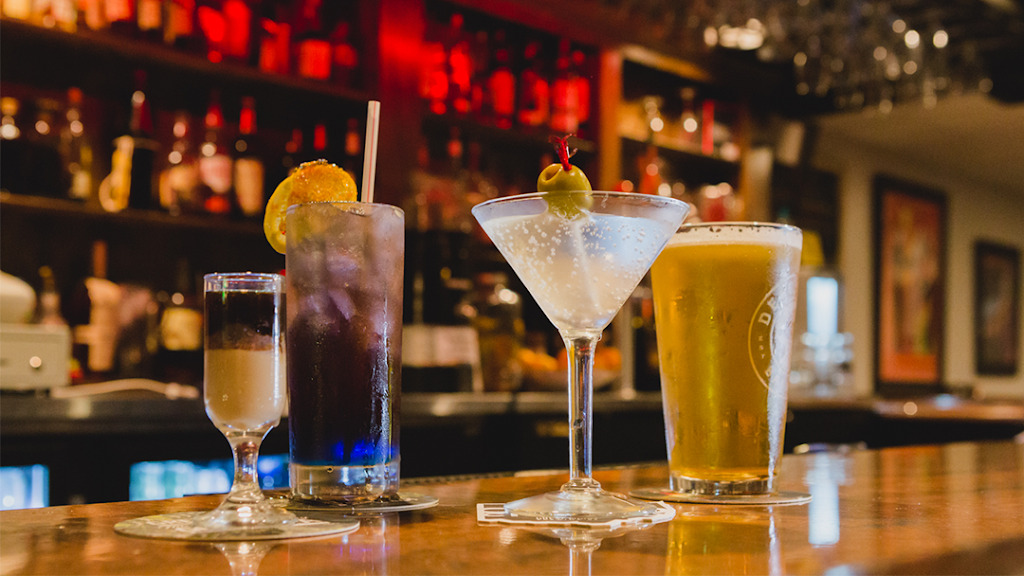 Speakeasy Lounge | night club | 136 N Park Ave, Warren, OH 44481, USA | 3306479232 OR +1 330-647-9232