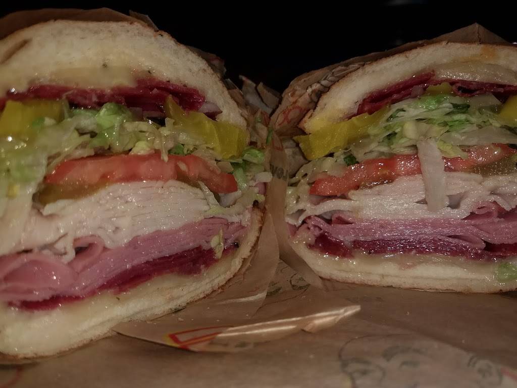 Ikes Place | restaurant | 648 W 5th St, Chico, CA 95928, USA | 5309243171 OR +1 530-924-3171