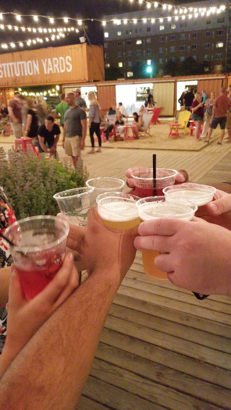 Constitution Yards | restaurant | 308 Justison St, Wilmington, DE 19801, USA | 3024075192 OR +1 302-407-5192