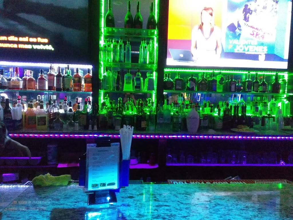 Imperio Latino Lounge and Restaurant | restaurant | 654 New Point Rd, Elizabeth, NJ 07206, USA | 9084695580 OR +1 908-469-5580