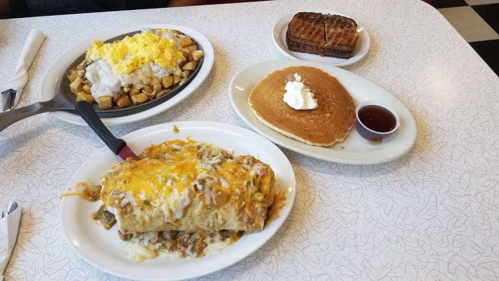 Chases Diner | restaurant | 2040 N Alma School Rd, Chandler, AZ 85224, USA | 4808553663 OR +1 480-855-3663