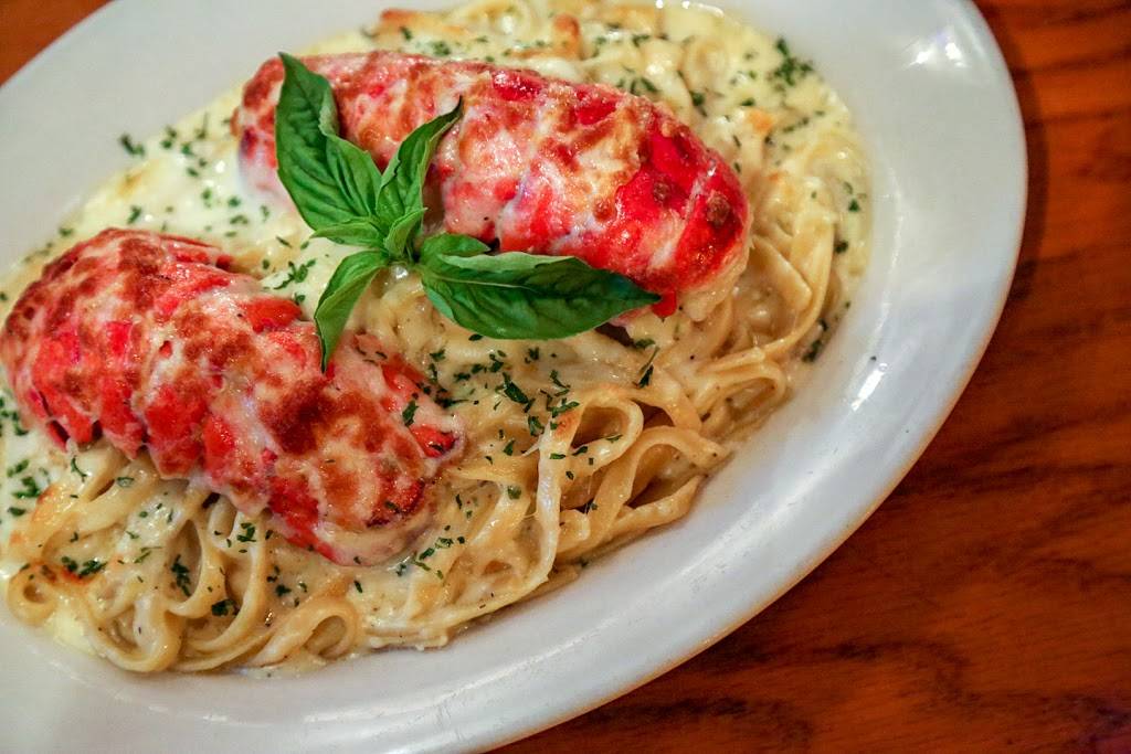 Renaldis Pizza | meal delivery | 2827 N Broadway, Chicago, IL 60657, USA | 7732482445 OR +1 773-248-2445