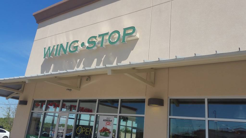 Wingstop | restaurant | 2044 W Oaklawn Rd Ste 130, Pleasanton, TX 78064, USA | 8305698188 OR +1 830-569-8188
