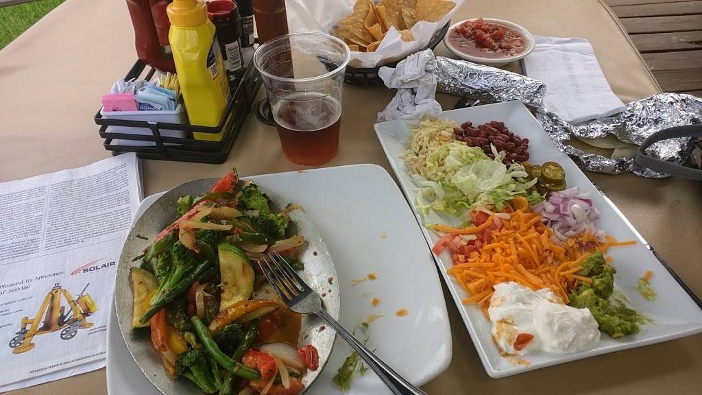 Dockside Restaurant & Sports Bar | restaurant | 421 Deale Rd, Tracys Landing, MD 20779, USA | 4108671138 OR +1 410-867-1138