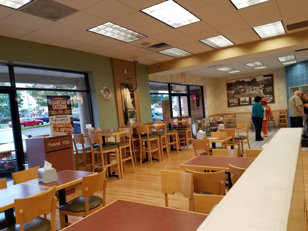 Jersey Mikes Subs | meal takeaway | 2011 Boulevard, Colonial Heights, VA 23834, USA | 8045206080 OR +1 804-520-6080