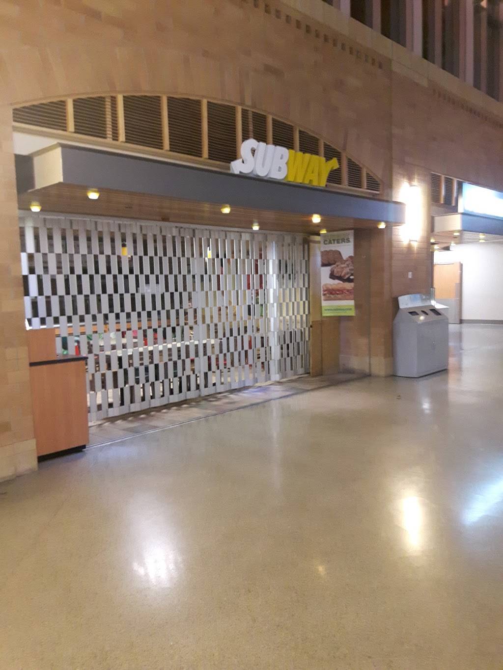 Subway | restaurant | Credit Valley Hospital, 2200 Eglinton Ave W Unit 6, Mississauga, ON L5M 2N1, Canada | 9058133858 OR +1 905-813-3858