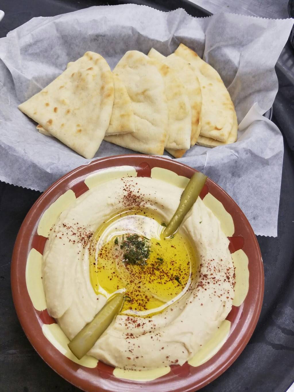 Vis à Vis Bar & Grill | restaurant | 1164 S 3rd St, Louisville, KY 40203, USA | 5024399453 OR +1 502-439-9453