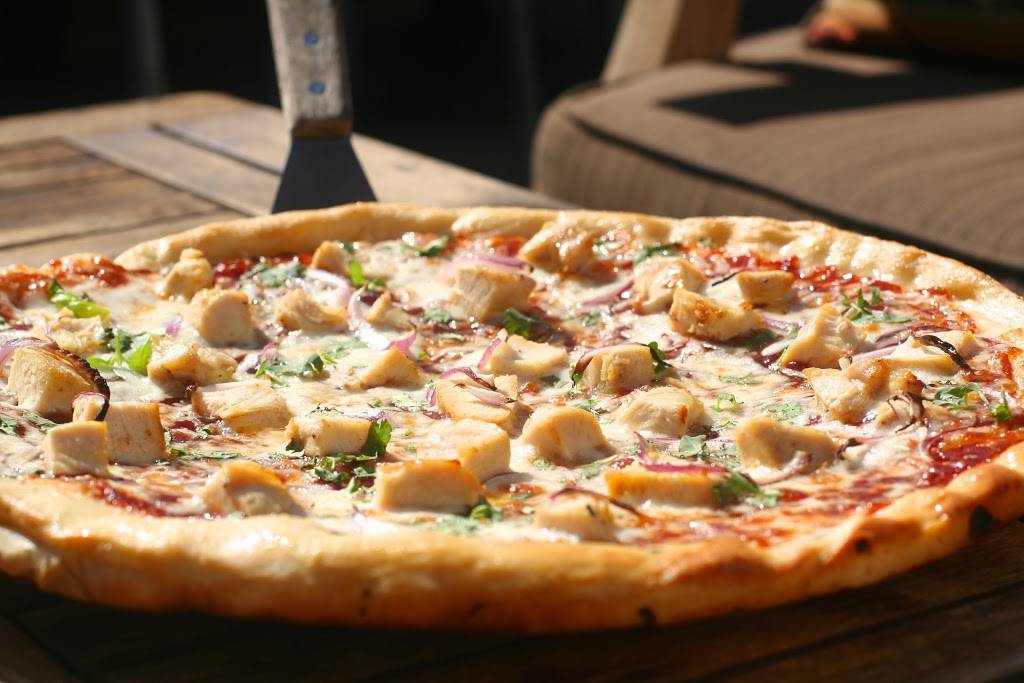 Selmas Chicago Pizzeria & Tap Room San Juan | restaurant | 31781 Camino Capistrano #201, San Juan Capistrano, CA 92675, USA | 9494293599 OR +1 949-429-3599