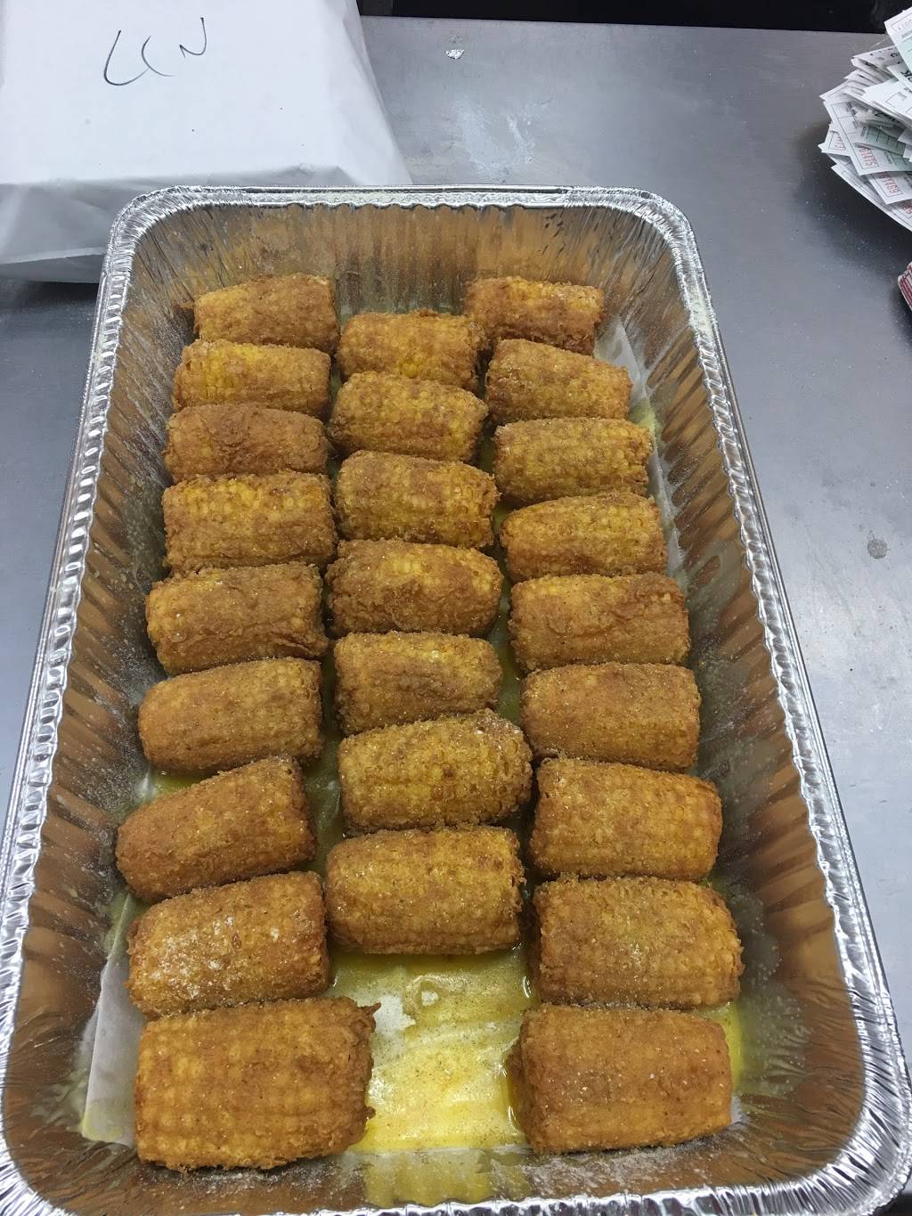 Southfield Fish & Chicken | restaurant | 25239 Telegraph Rd, Southfield, MI 48033, USA | 2486036000 OR +1 248-603-6000