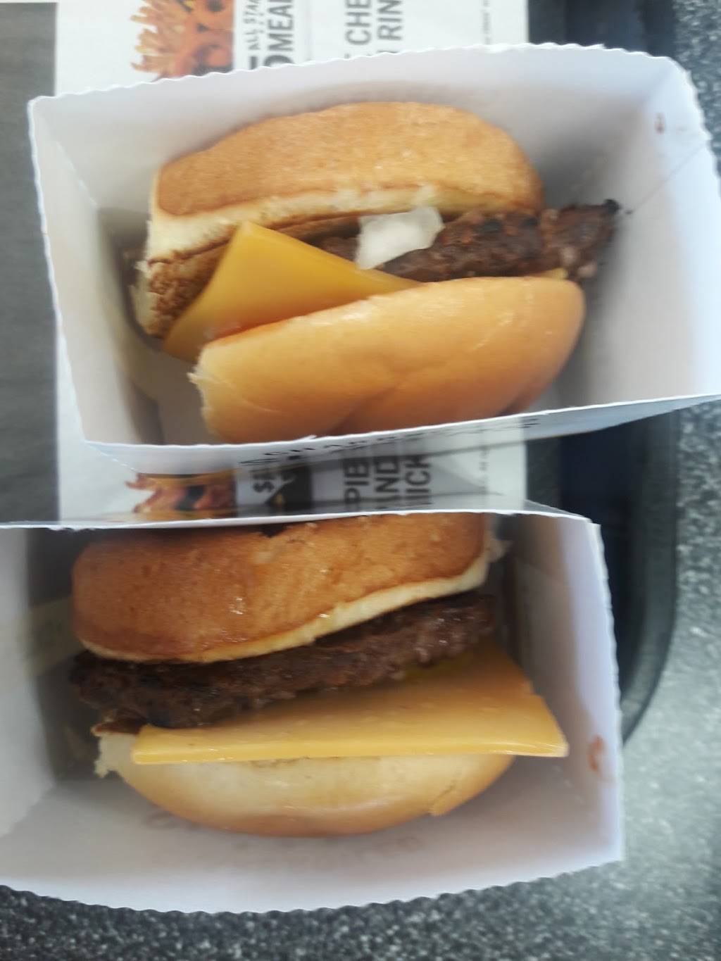 Carls Jr. | restaurant | 2608 El Camino Real, Carlsbad, CA 92008, USA | 7607295584 OR +1 760-729-5584