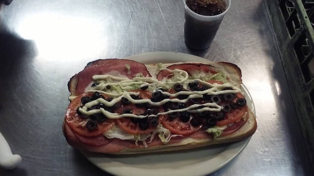 Papa Rocks Pizza Pub | restaurant | 4512 Broadway Blvd, Monroeville, PA 15146, USA | 4128566441 OR +1 412-856-6441