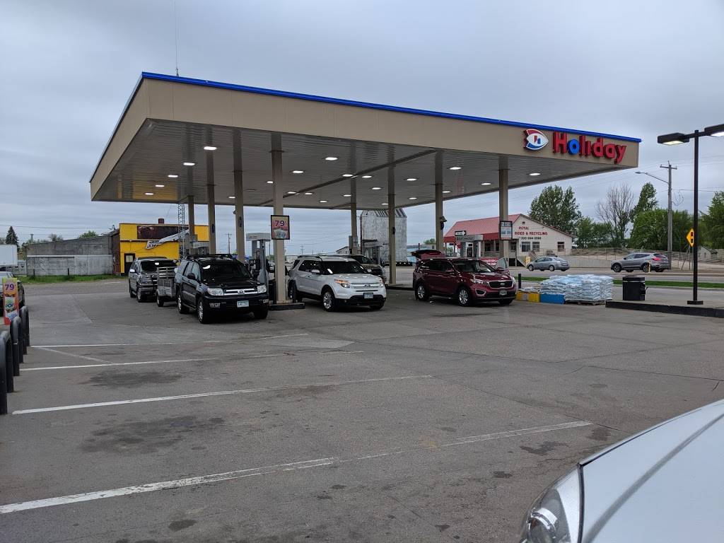 Holiday Stationstores | cafe | 208 US-10, Royalton, MN 56373, USA | 3205847402 OR +1 320-584-7402