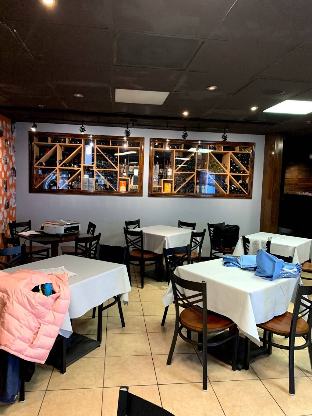 Vernona Gourmet Market, Restaurant & Lounge | restaurant | 40 S Boulevard of the Presidents, Sarasota, FL 34236, USA | 9412840416 OR +1 941-284-0416