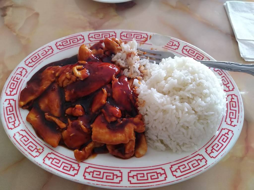 Wok & Roll | restaurant | 425 Avalon Park S Blvd, Orlando, FL 32828, USA | 4077370399 OR +1 407-737-0399